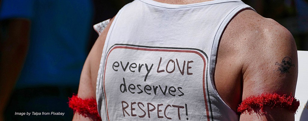 Orthodox Jewish man stages protests outside a synagogue who ousted him for being&nbsp;gay